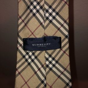 100% Genuine Burberry Tie